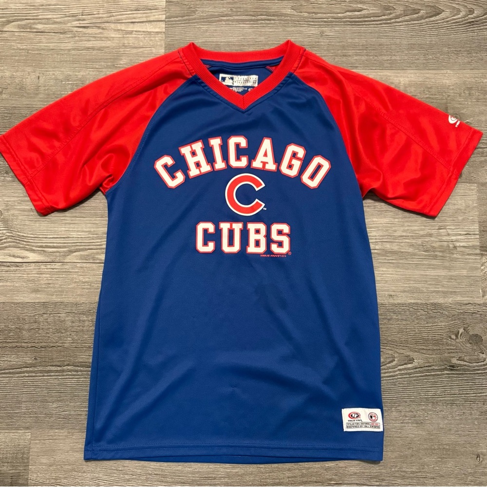 Chicago Cubs Youth Short Sleeve Jersey- Style Shirt. Youth S (size 8)
